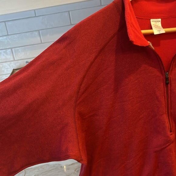 GUC Patagonia 1/4 zip sweater - Picture 5 of 10
